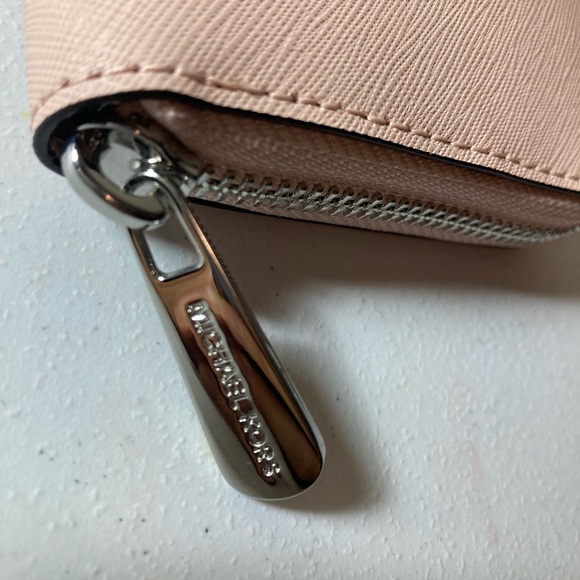 (NEW) Michael Kors Zip Around Continental Micro Stud Wallet Ballet Pink - Picture 2 of 6